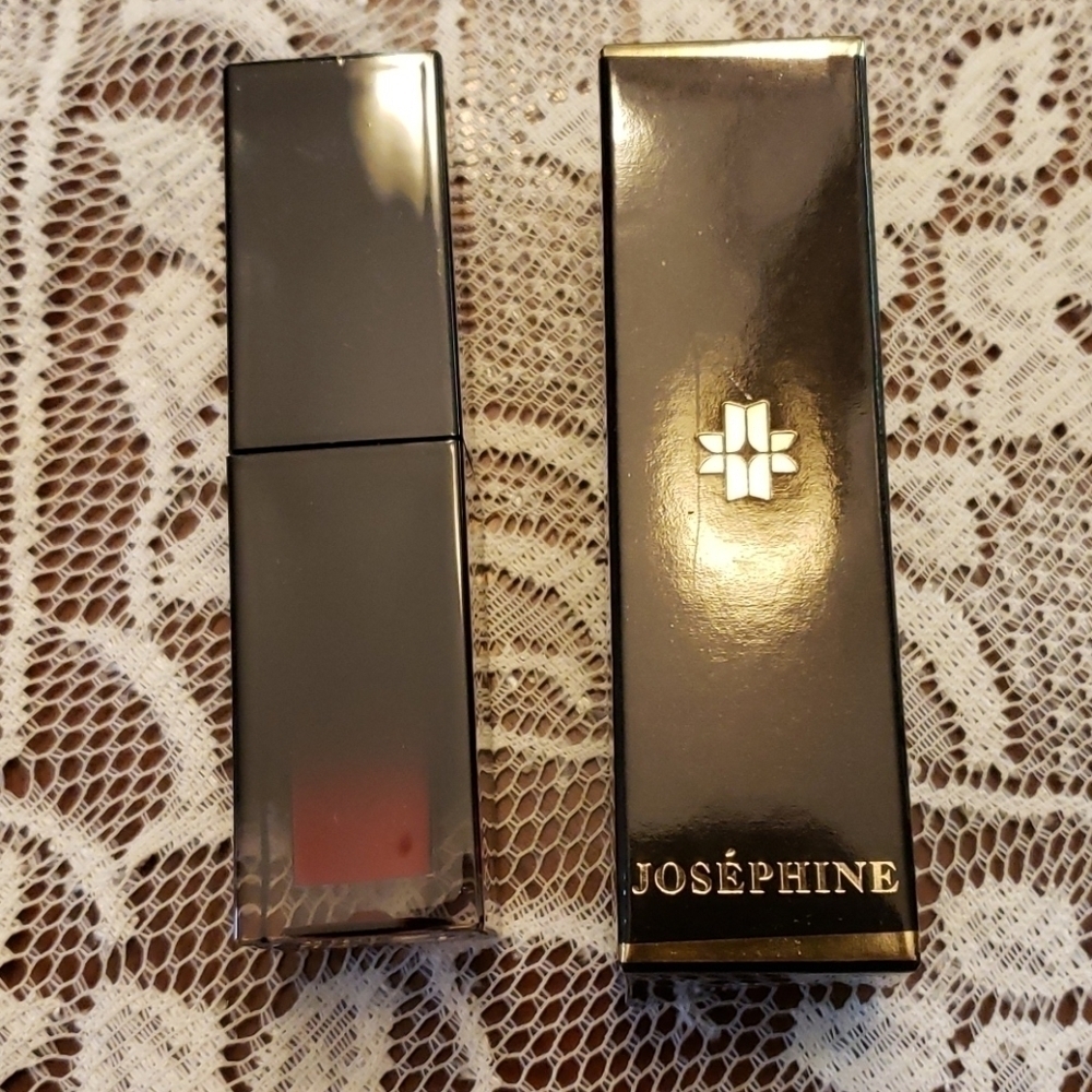 JOSEPHINE Liquid Lipstick Stain Tiphaine Red NIB